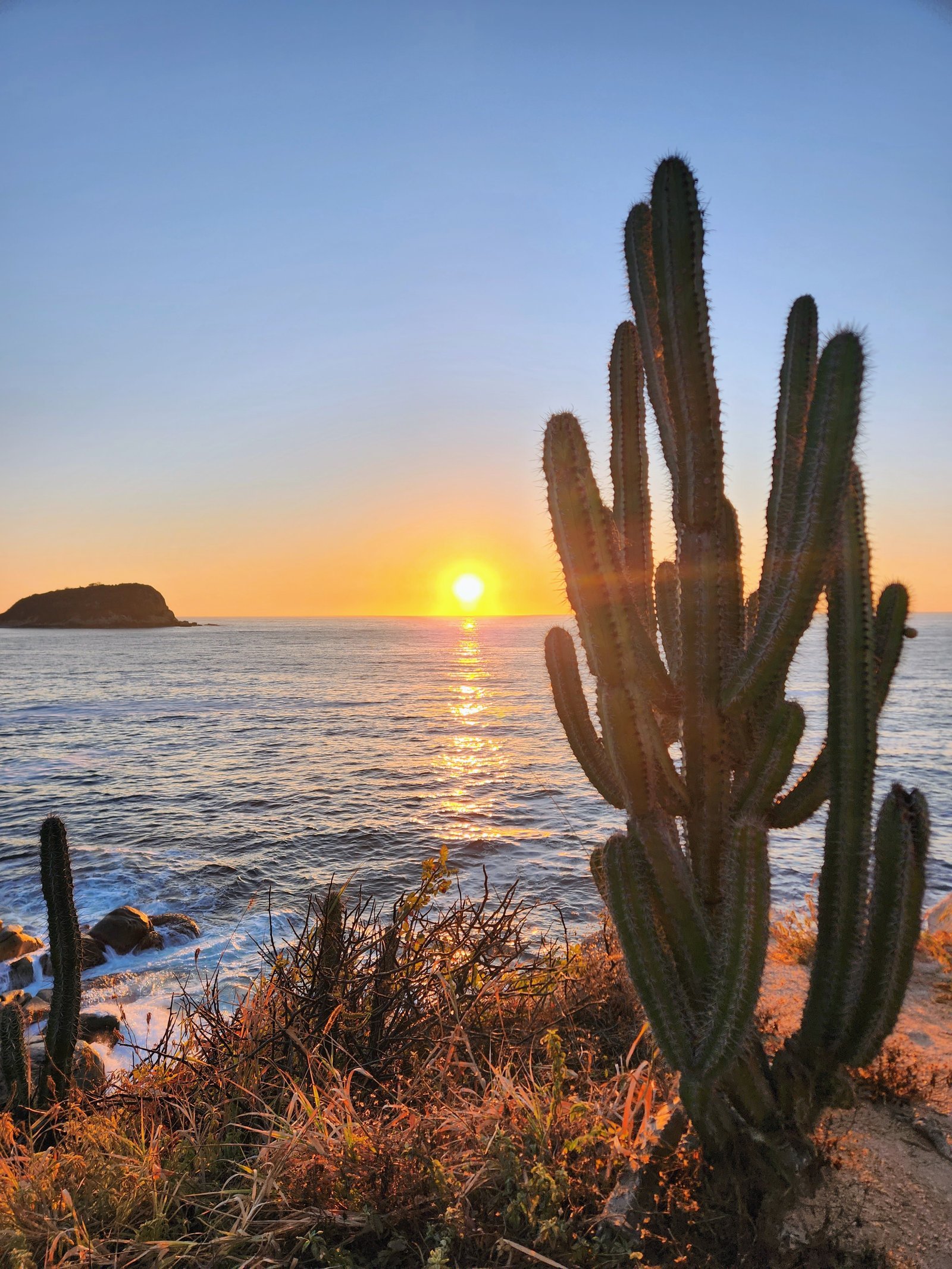Huatulco sunset, Mexico Pickleball Playcation