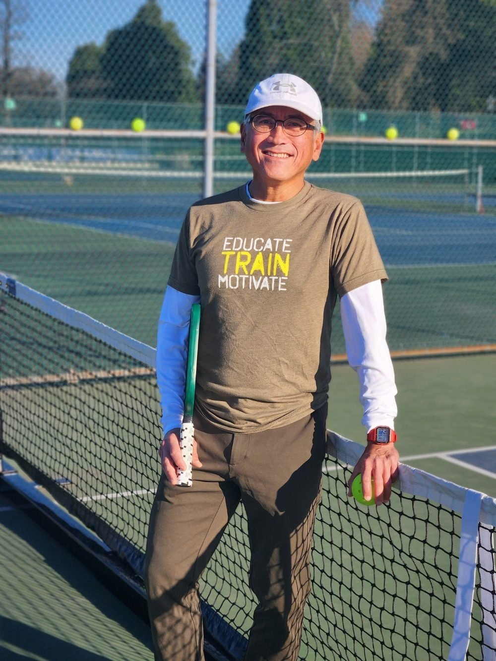 Richard Lee coaching on court